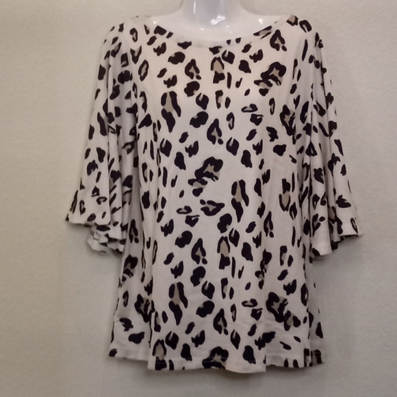 Tickled Teal Animal Print Knit Top - Picture 5 of 13